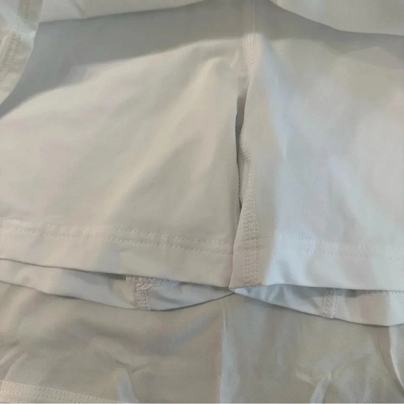 Outdoor Voices Women’s White Lightweight Skort with Zippered Pocket Sz XXL NWOT - Picture 3 of 9